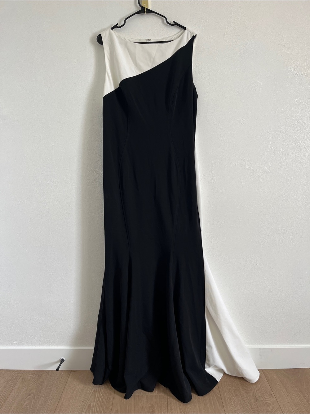 Zac Posen Colorblock Black and White One-Shoulder Evening Camille Gown Size 16